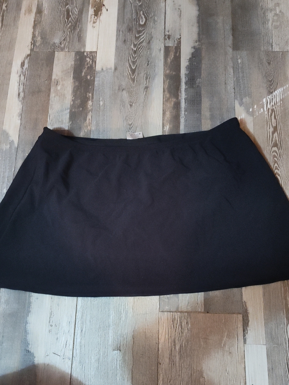 5/$25 SALE Lands' End Size 16 Black Swimsuit Skirt